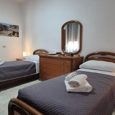 Πανσιόν Porta Messina Ταορμίνα