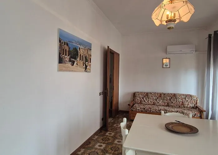 Porta Messina Ταορμίνα