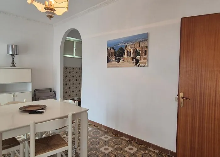 Porta Messina * Ταορμίνα